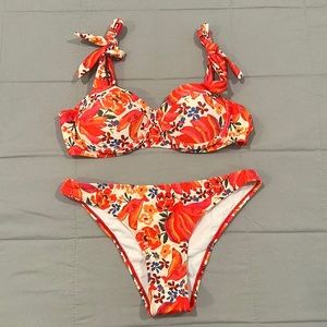 Push up bikini size M